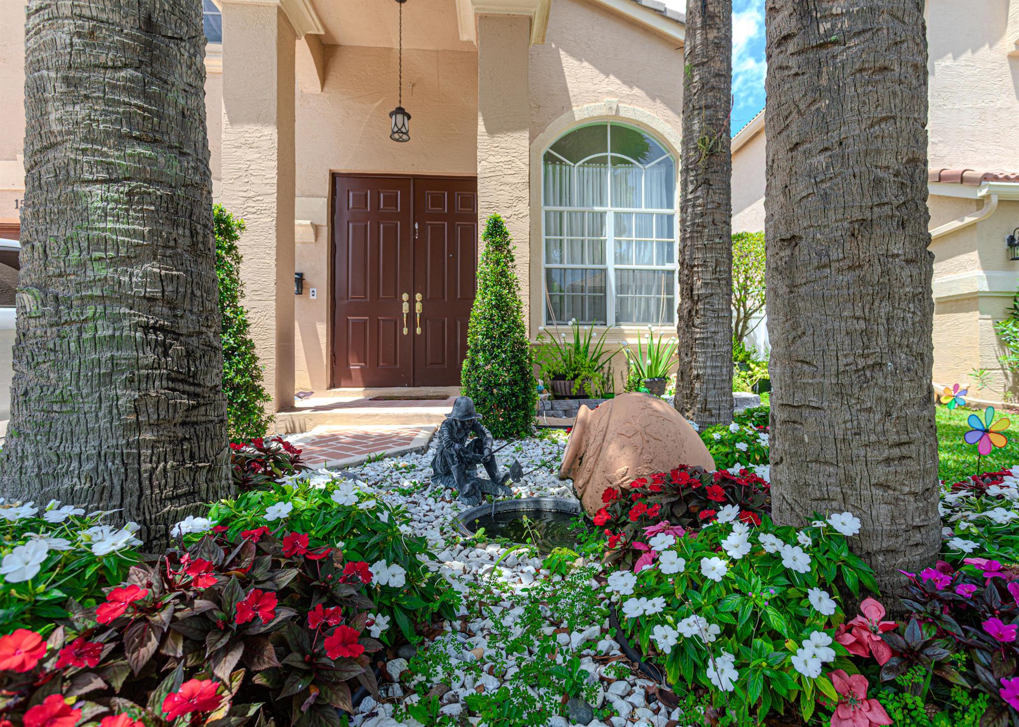 1534 Running Oak Lane