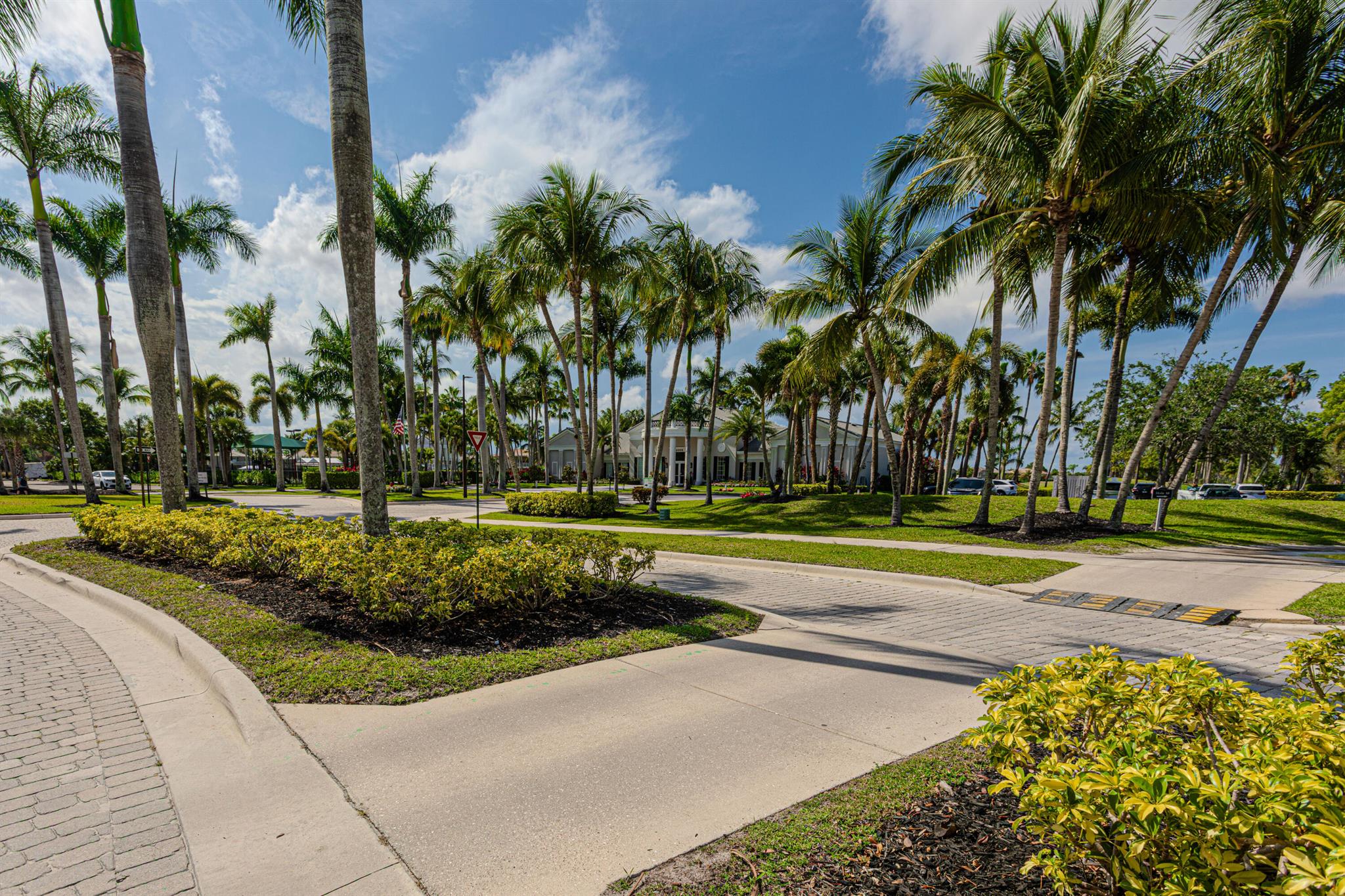 MADISON GREEN 1 PAR B - Residential