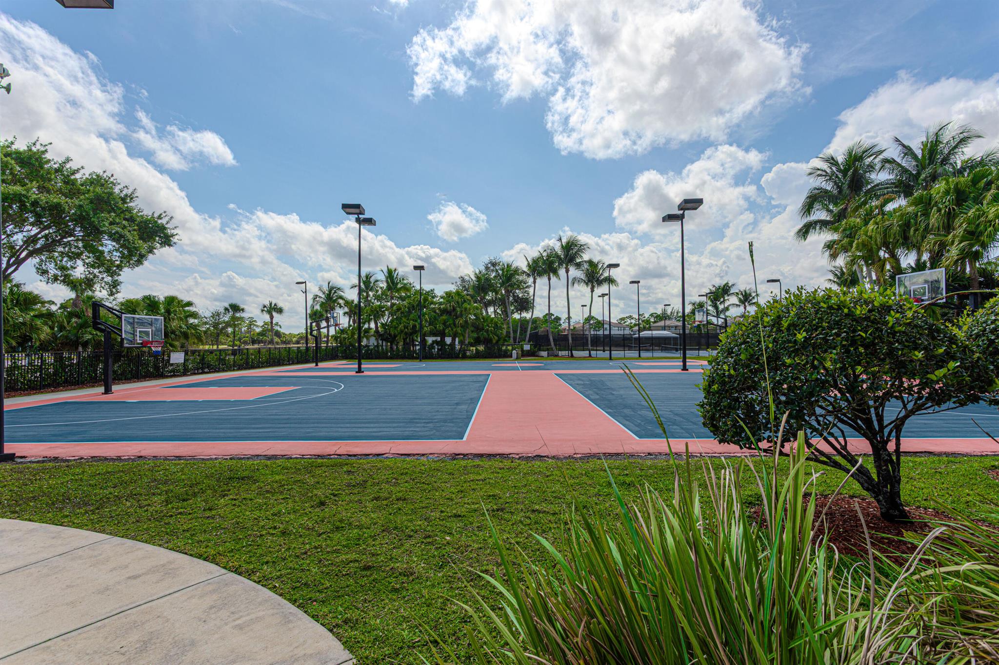 MADISON GREEN 1 PAR B - Residential