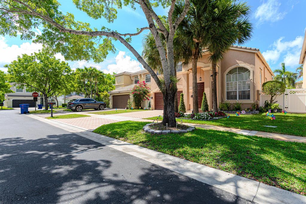 Photo of 1534 Running Oak Lane, Royal Palm Beach, FL 33411 (MLS # R11133613)