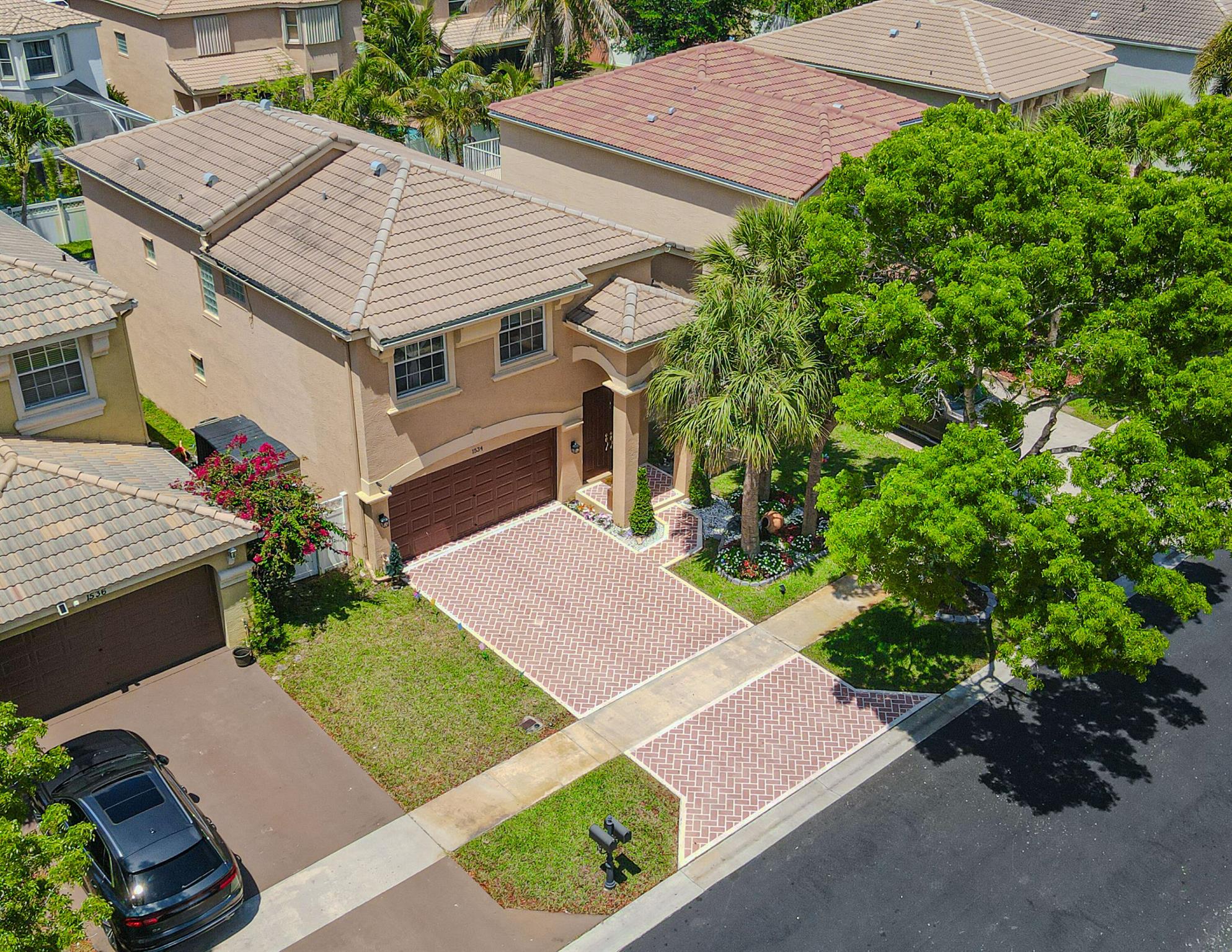 MADISON GREEN 1 PAR B - Residential