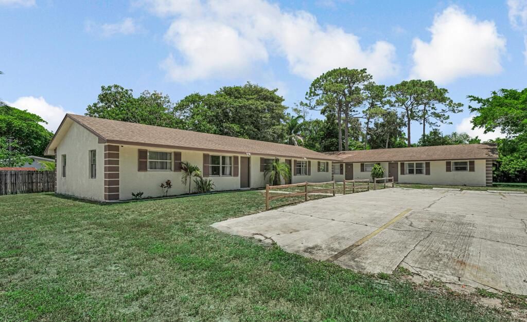 Photo of 732 Neil Road #1-4, West Palm Beach, FL 33415 (MLS # R11101202)