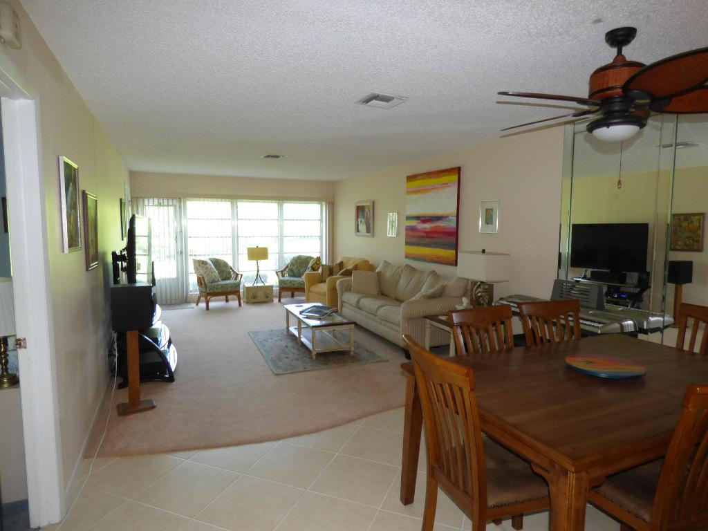 PALM GREENS AT VILLA DEL RAY CONDO II - Residential