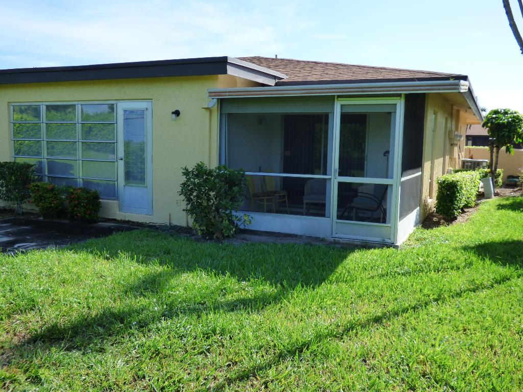 PALM GREENS AT VILLA DEL RAY CONDO II - Residential