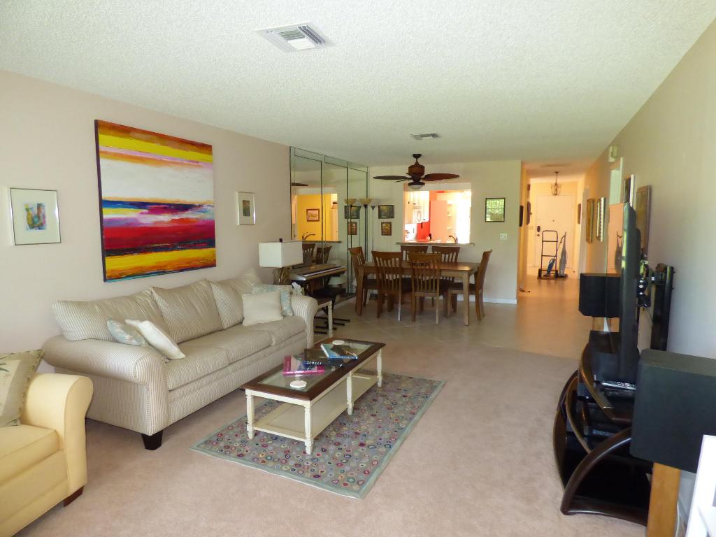 PALM GREENS AT VILLA DEL RAY CONDO II - Residential