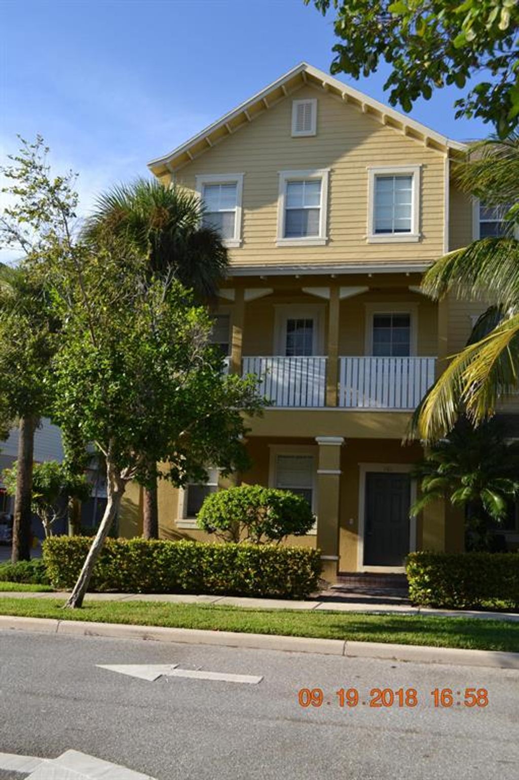 Photo of 107 W Pigeon Plum Drive #101, Jupiter, FL 33458 (MLS # R10891004)