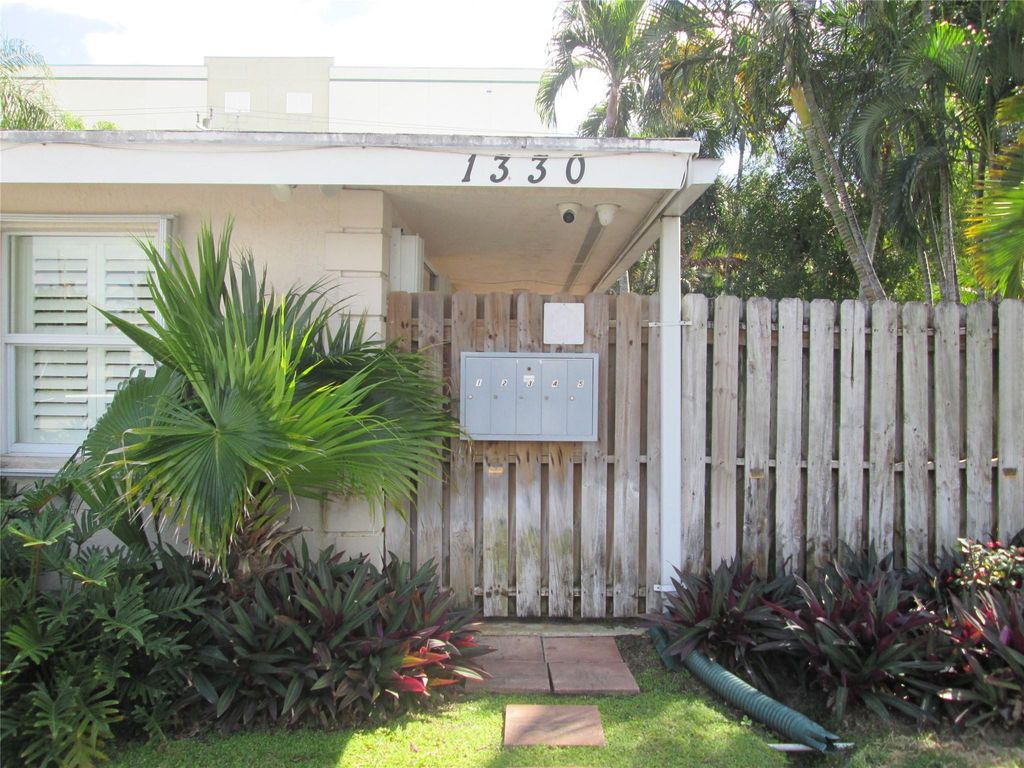 Photo of 1330 Holly Heights Drive #2, Fort Lauderdale, FL 33304 (MLS # F10551456)