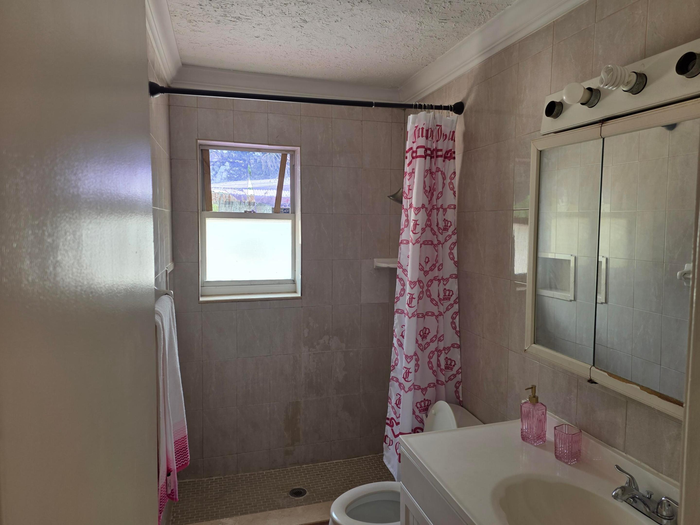 LAKE WORTH TOWN OF - Residential