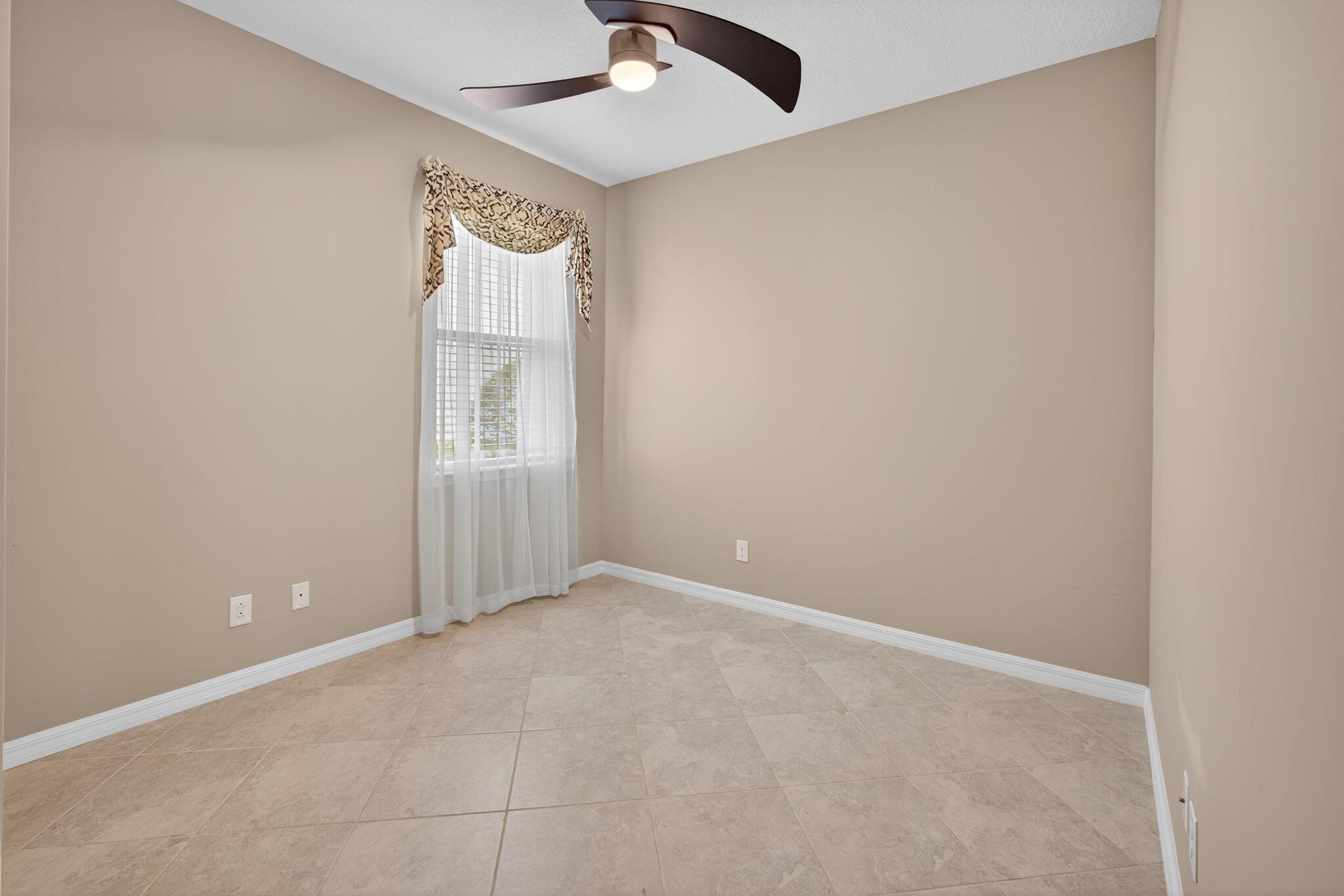 VERANDA PLAT NO 3 VERANDA - Residential