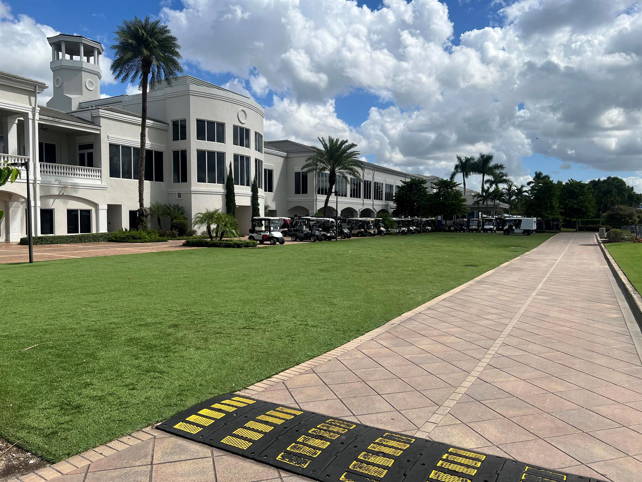 Wycliffe Golf and Country - Residential