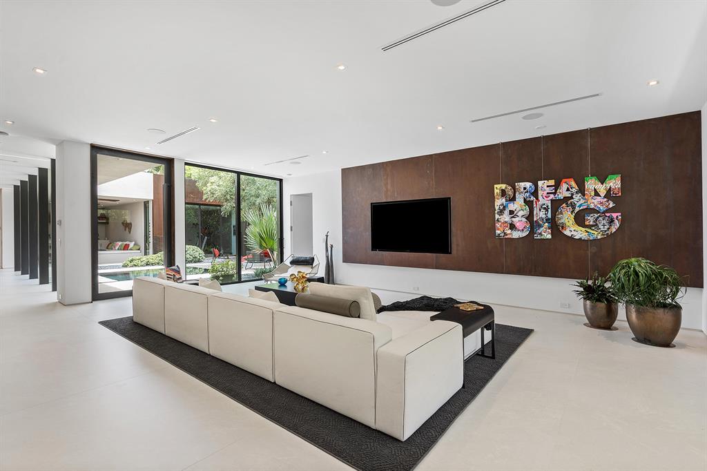 S/D OF 8-46-43, S 1/2 OF E 1/2 OF LOT 8 - Residential