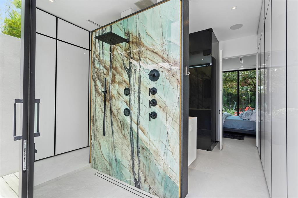 S/D OF 8-46-43, S 1/2 OF E 1/2 OF LOT 8 - Residential