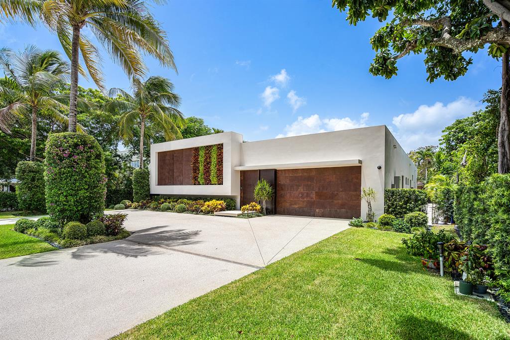 S/D OF 8-46-43, S 1/2 OF E 1/2 OF LOT 8 - Residential