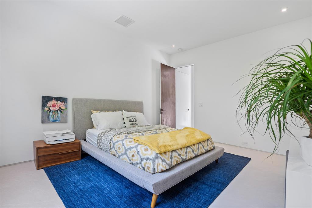 S/D OF 8-46-43, S 1/2 OF E 1/2 OF LOT 8 - Residential