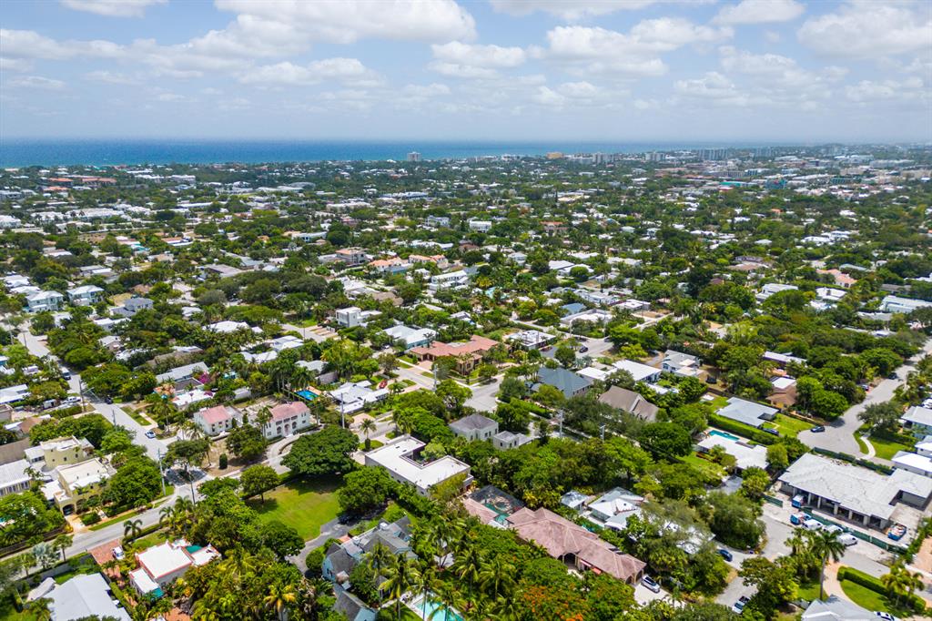 S/D OF 8-46-43, S 1/2 OF E 1/2 OF LOT 8 - Residential