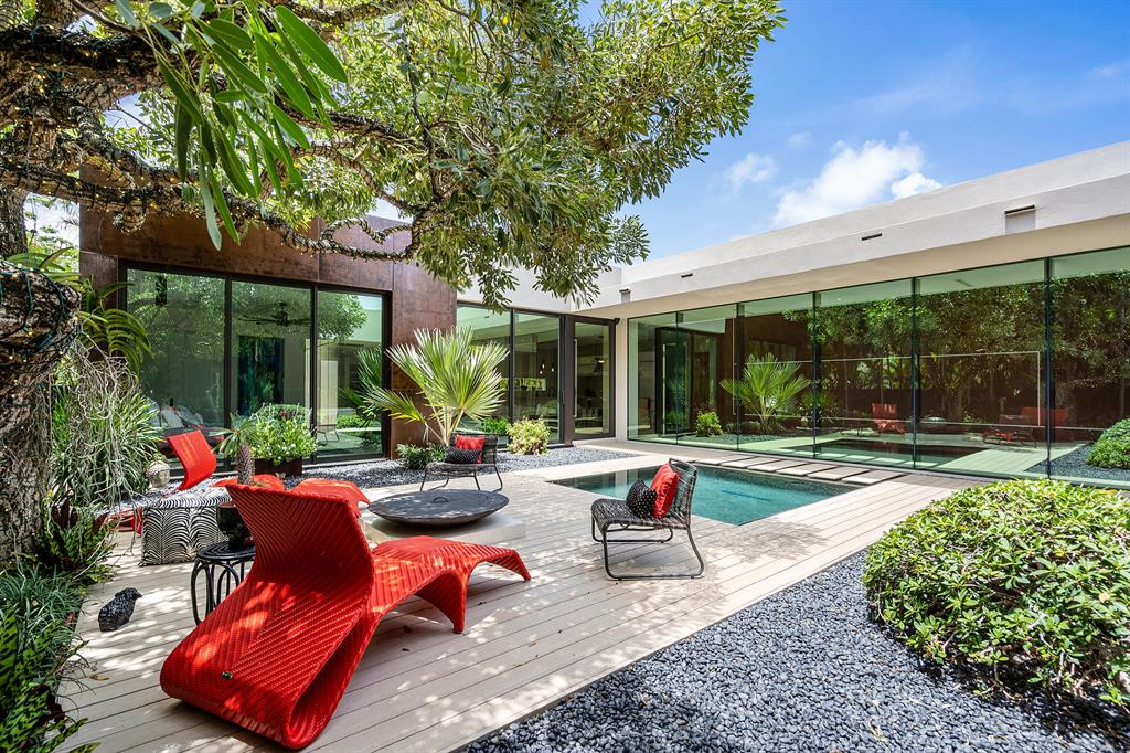 S/D OF 8-46-43, S 1/2 OF E 1/2 OF LOT 8 - Residential