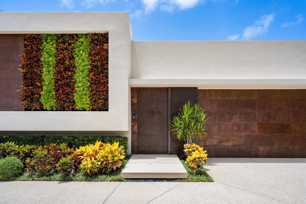 S/D OF 8-46-43, S 1/2 OF E 1/2 OF LOT 8 - Residential