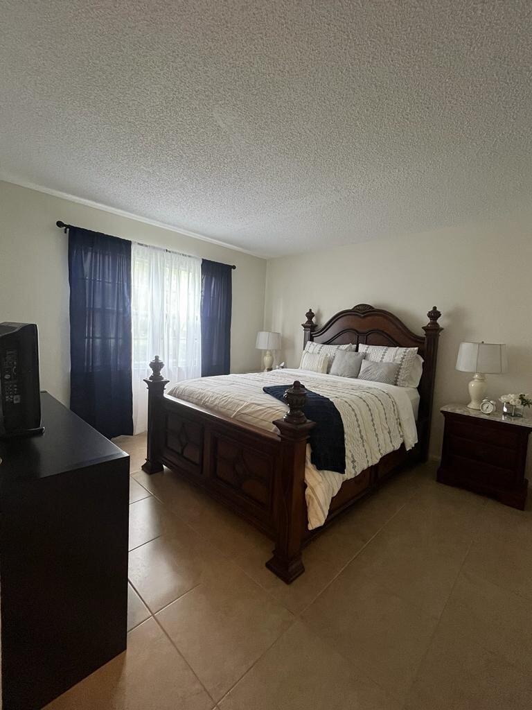 Midport Place II - Residential Lease