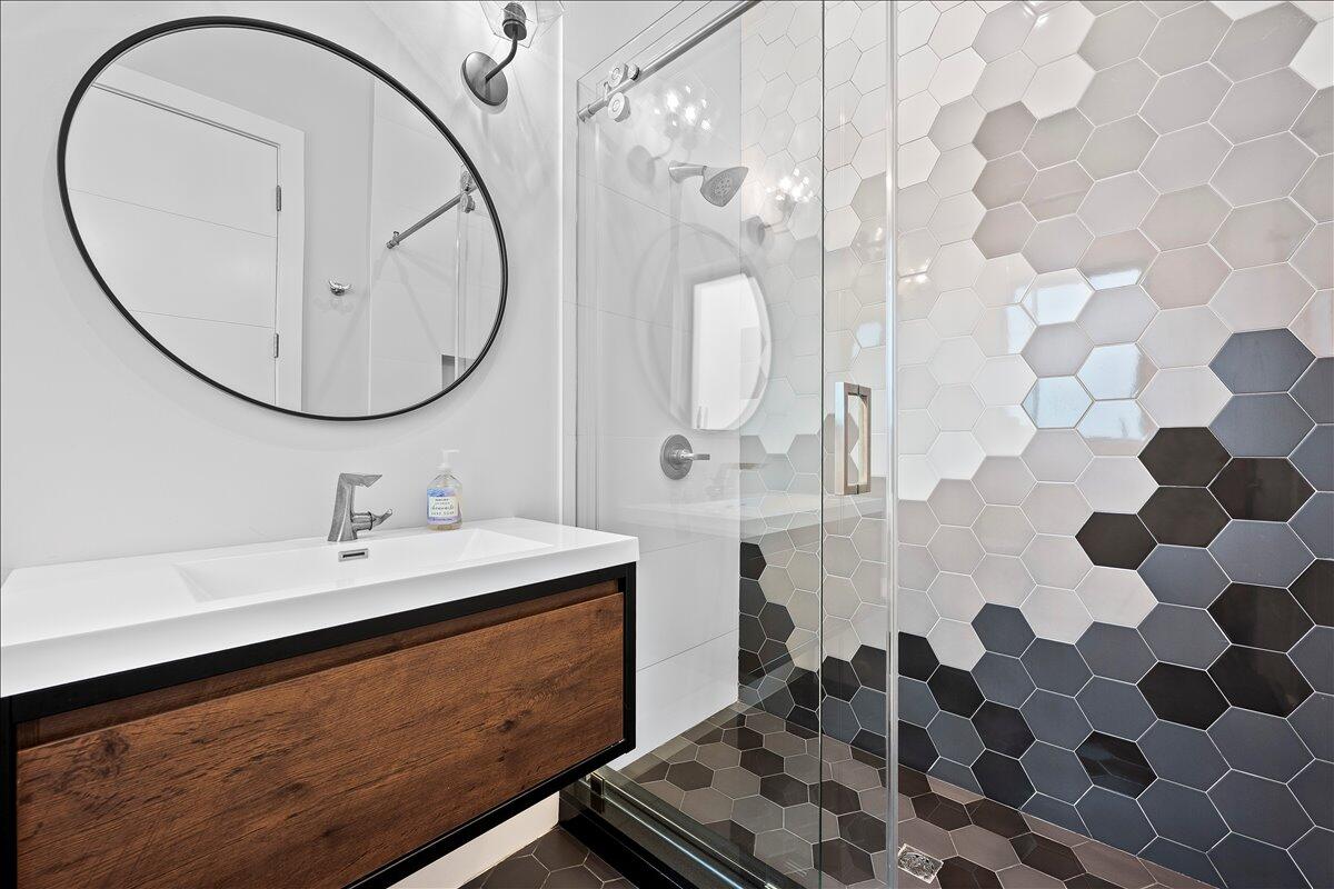 JUPITER INLET BEACH COLONY - Residential