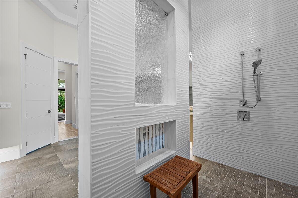 JUPITER INLET BEACH COLONY - Residential