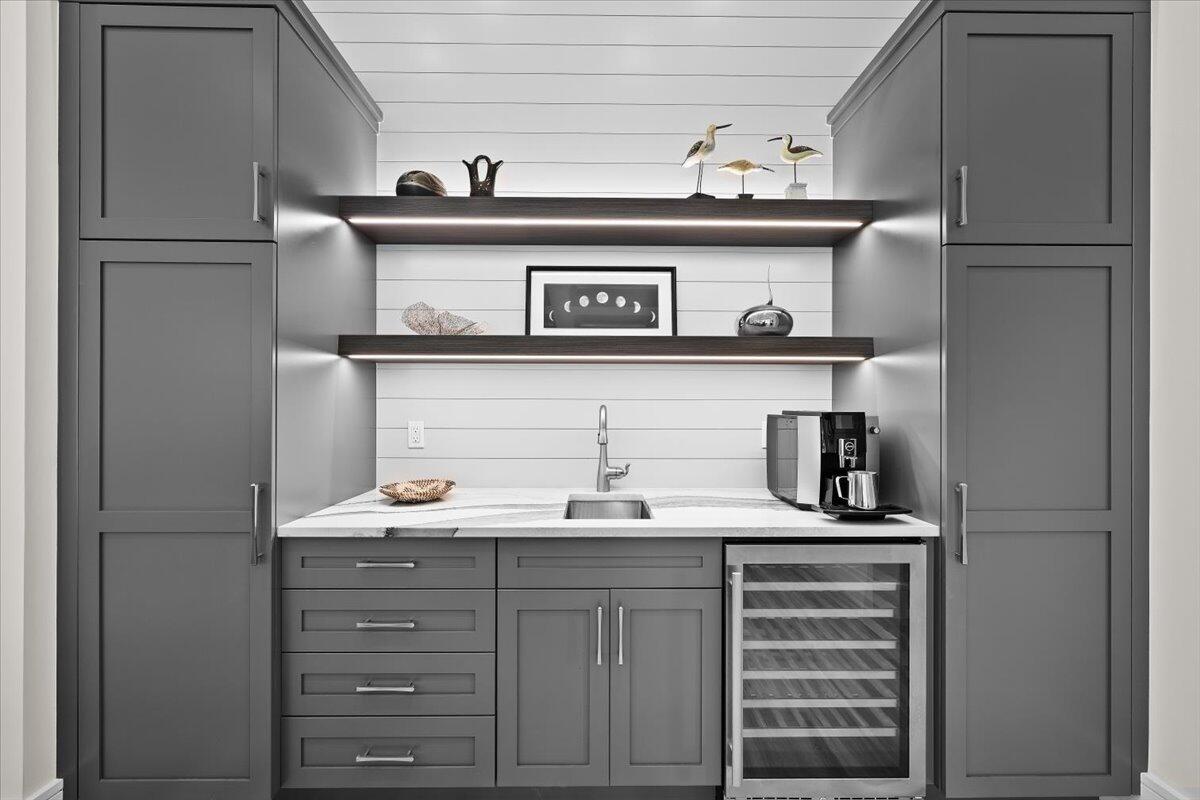 JUPITER INLET BEACH COLONY - Residential