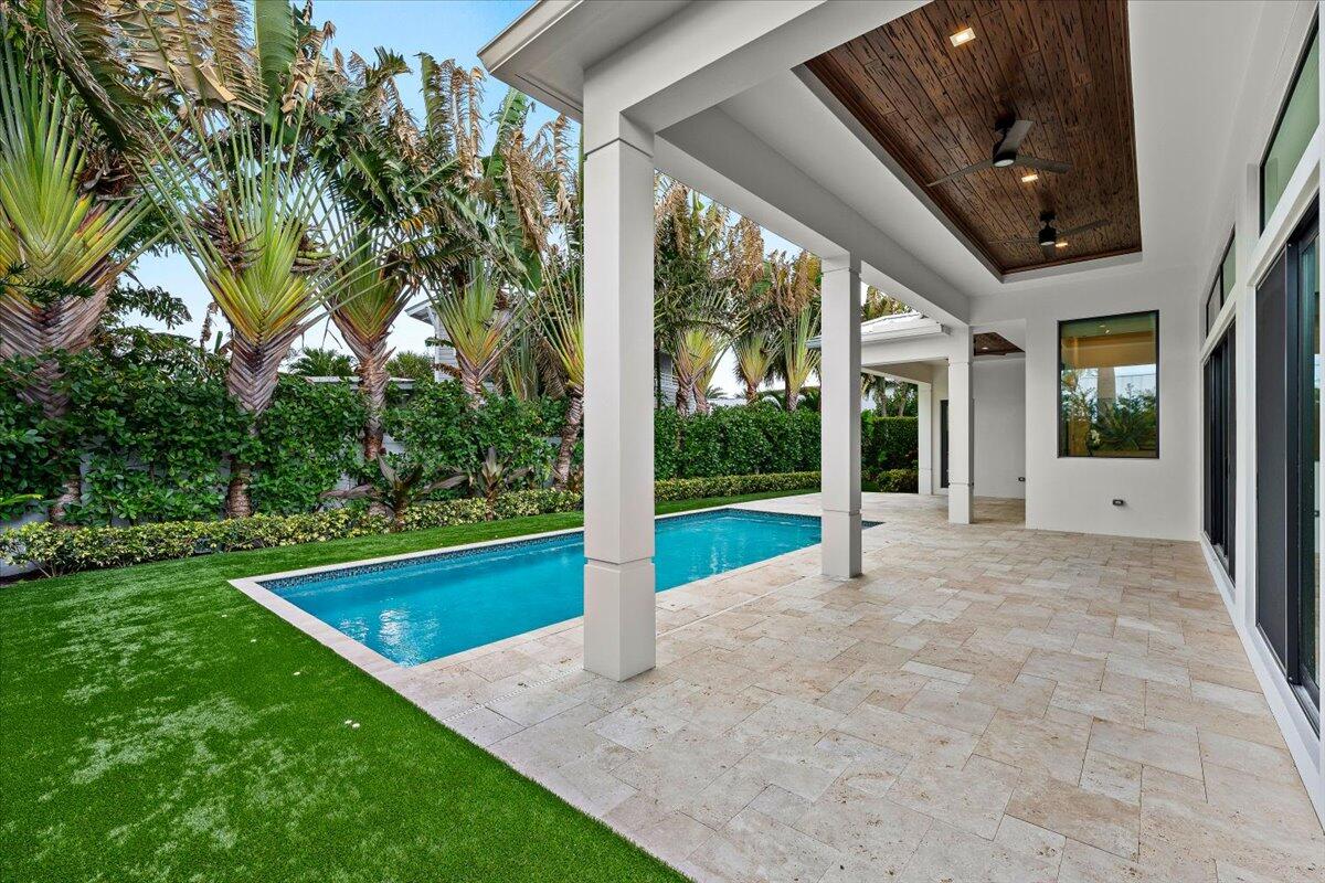 JUPITER INLET BEACH COLONY - Residential