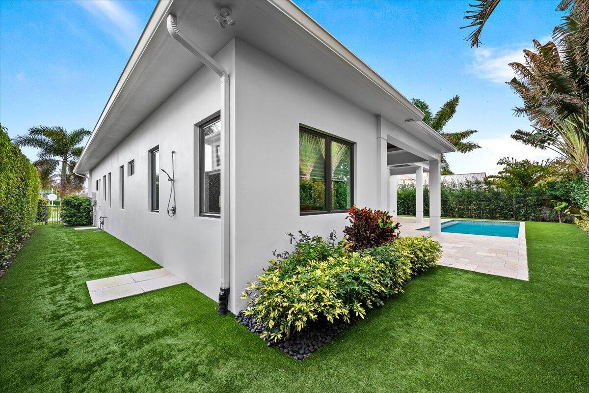 JUPITER INLET BEACH COLONY - Residential