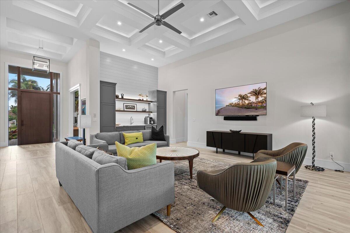 JUPITER INLET BEACH COLONY - Residential