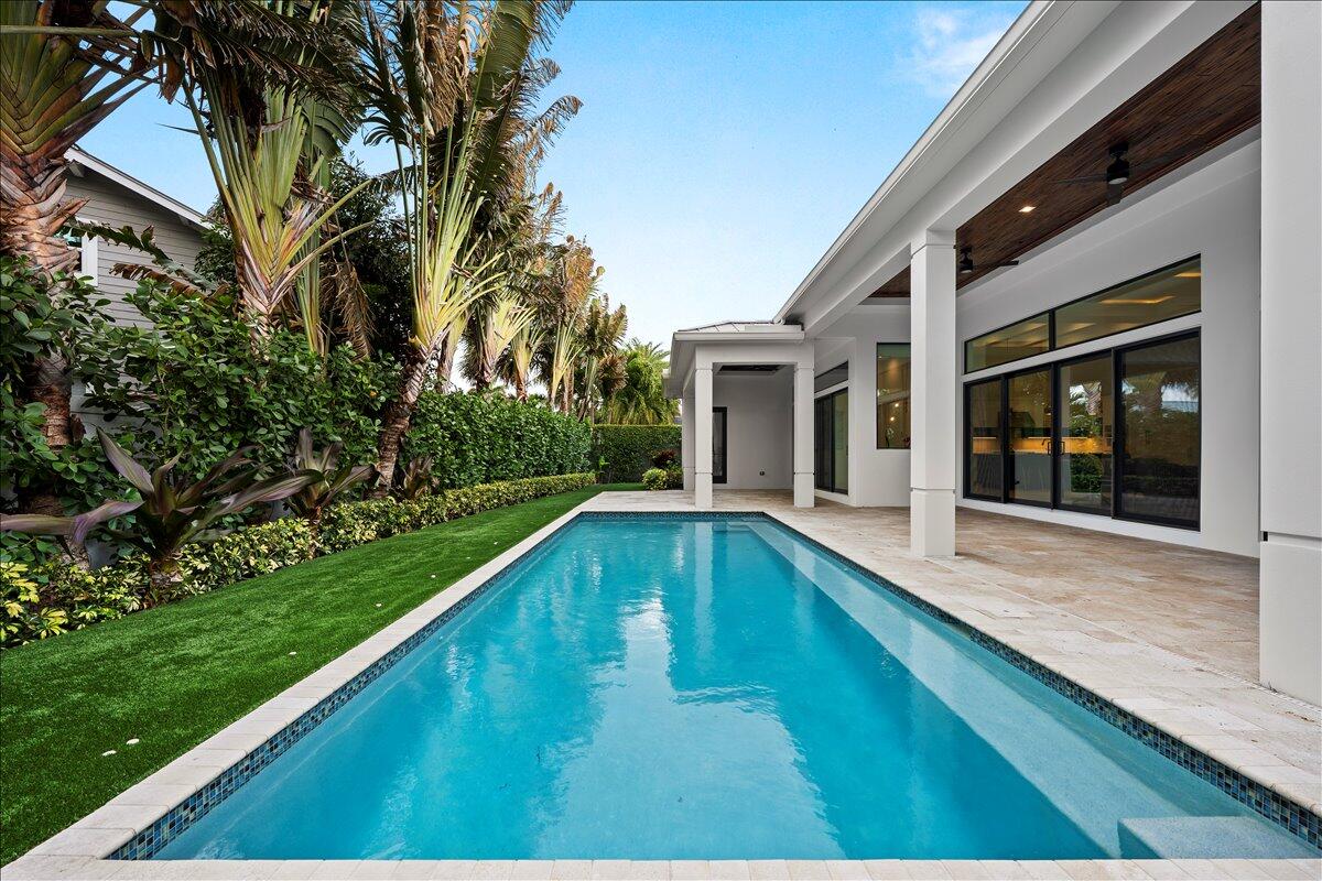 JUPITER INLET BEACH COLONY - Residential