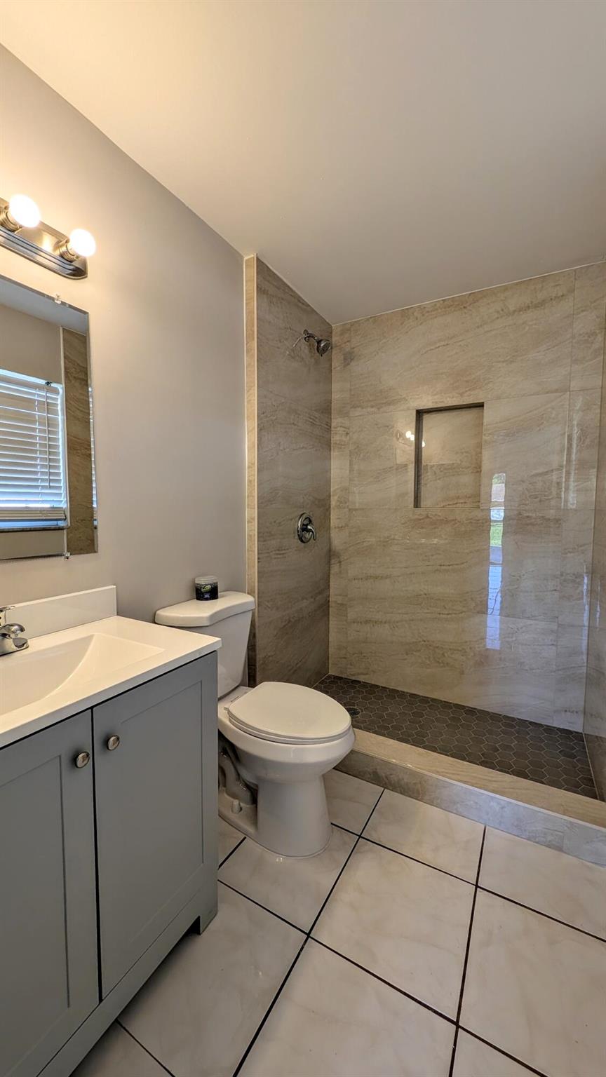 KING ARTHUR ESTATES - Residential Lease