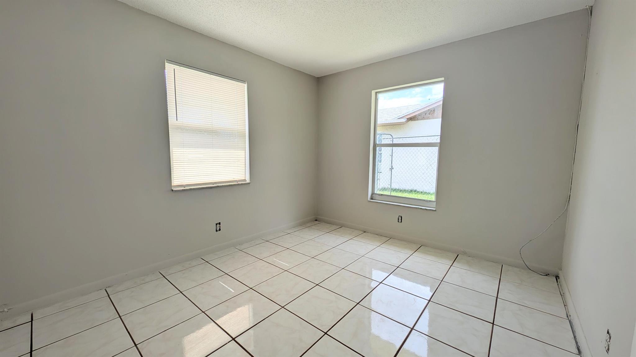 KING ARTHUR ESTATES - Residential Lease