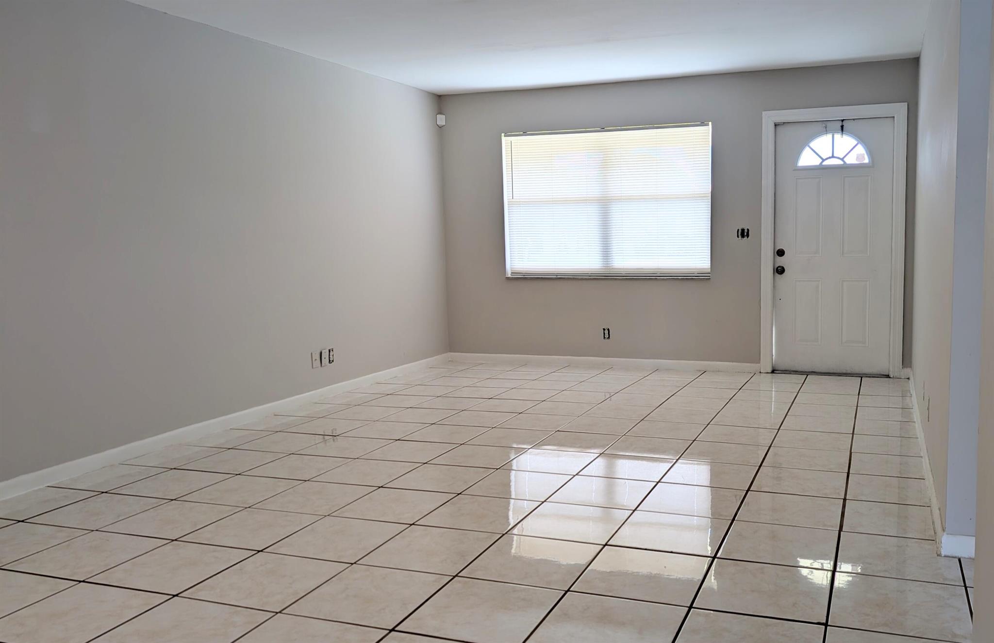 KING ARTHUR ESTATES - Residential Lease