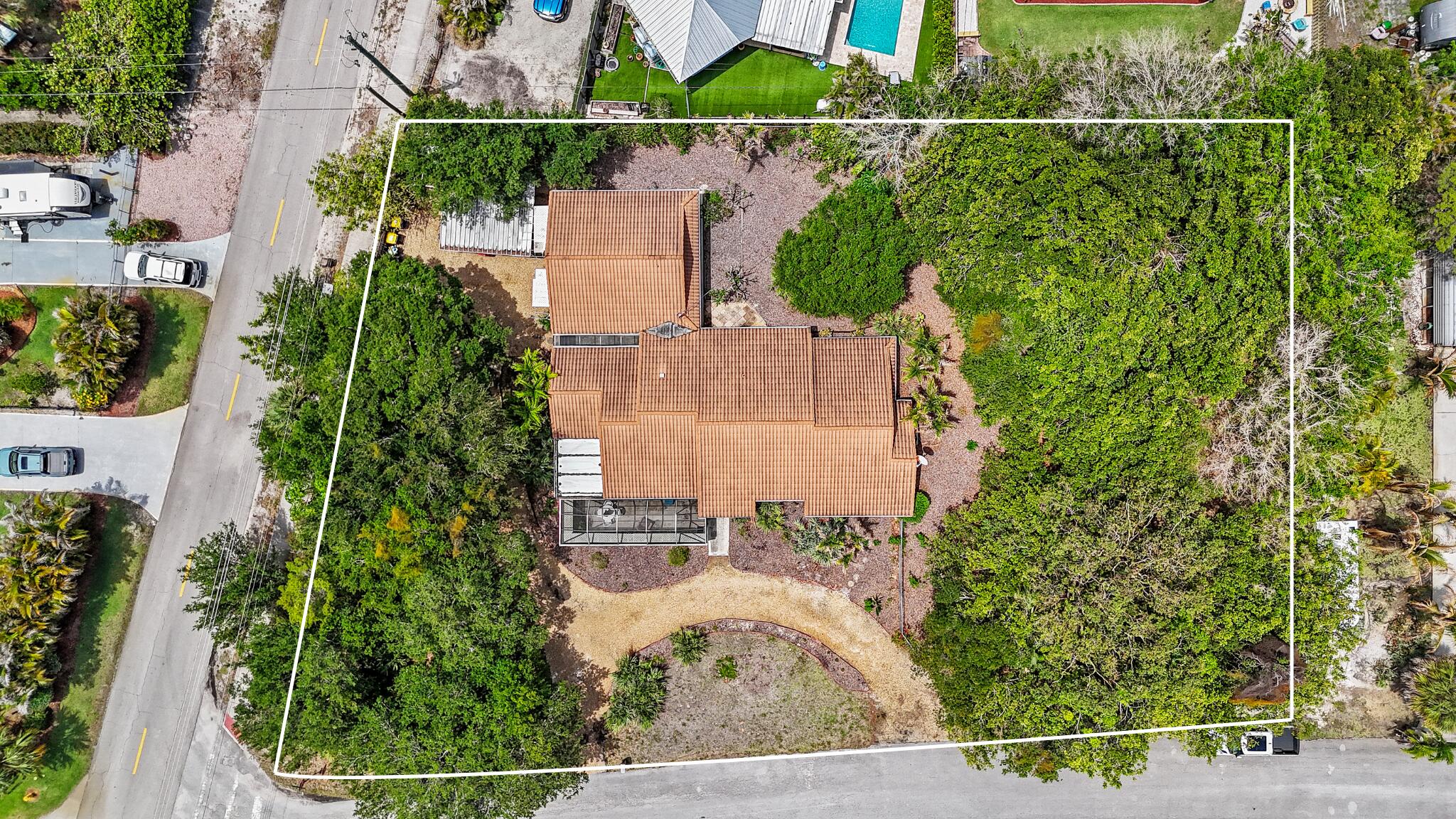 4873 SE Bayshore Terrace