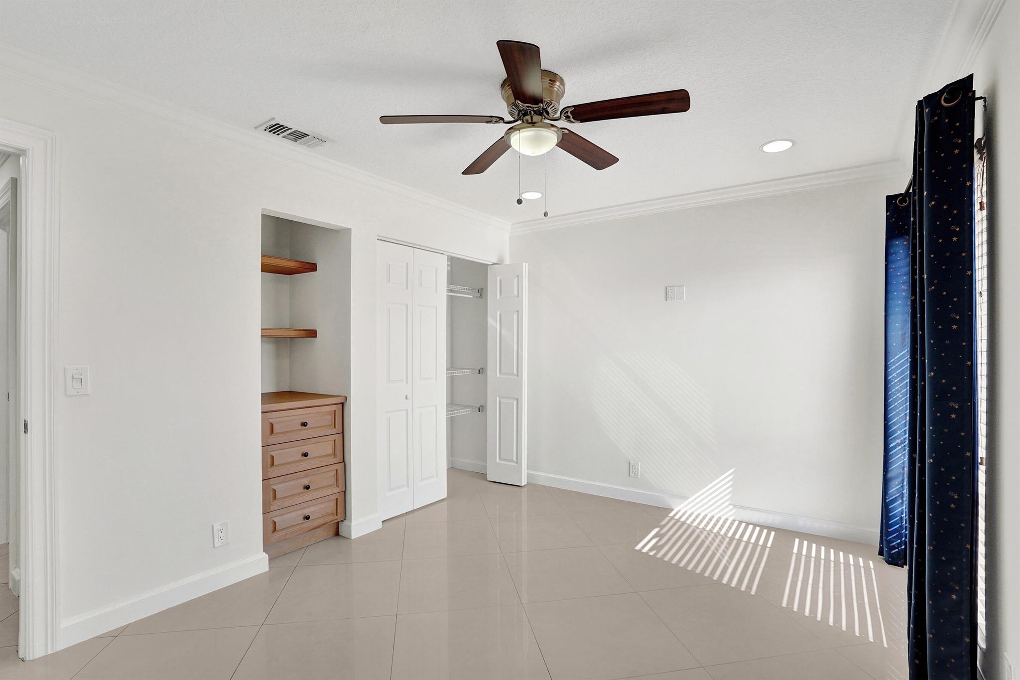 PINE RIDGE NORTH II CONDO - Residential Lease