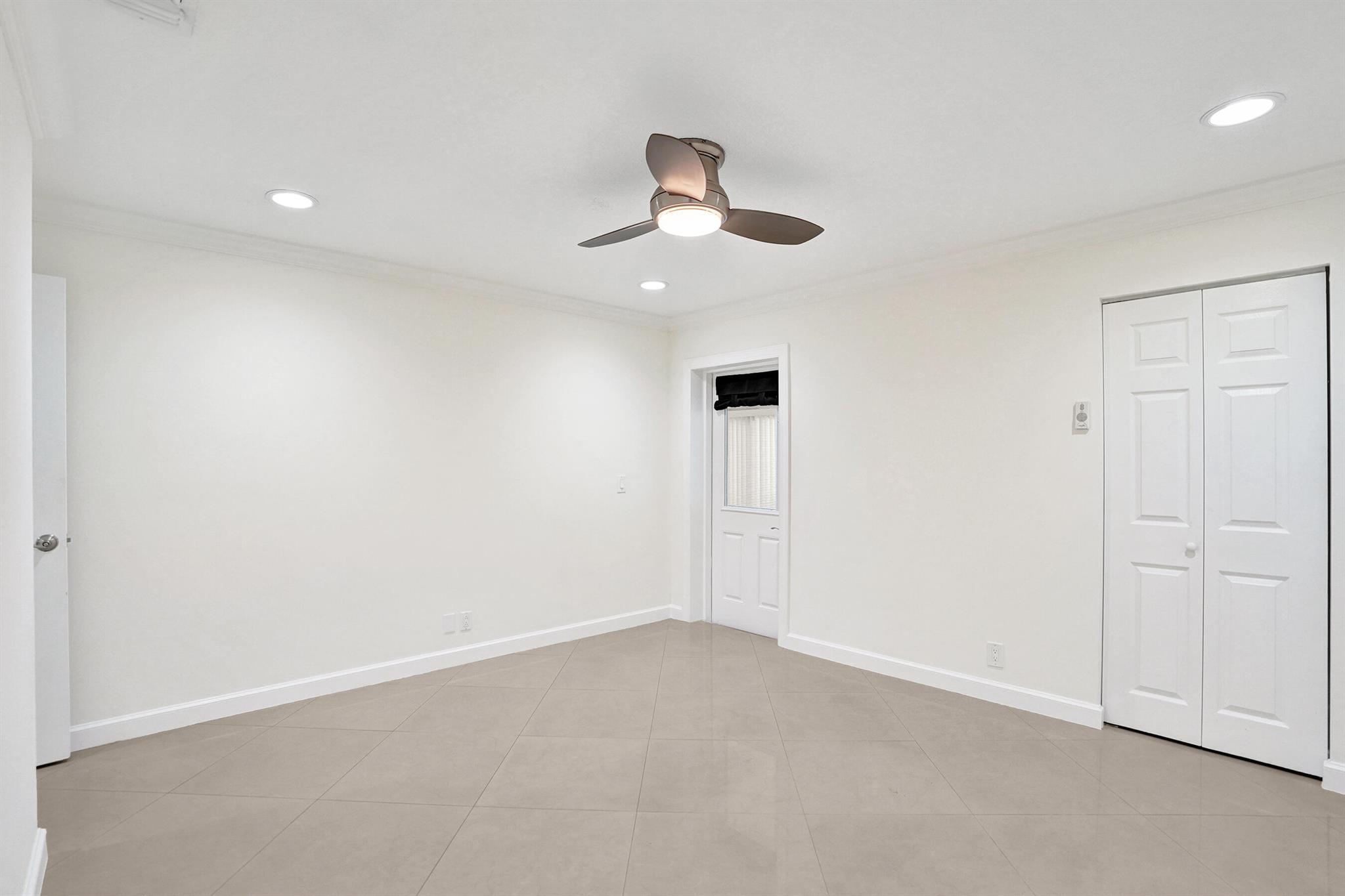 PINE RIDGE NORTH II CONDO - Residential Lease