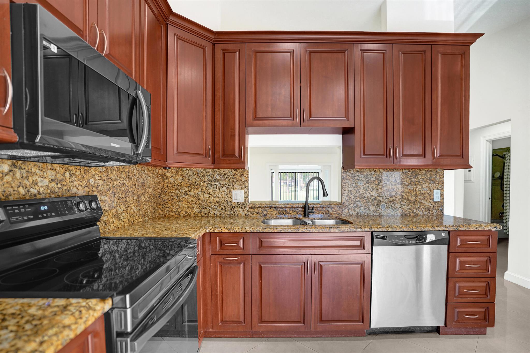 PINE RIDGE NORTH II CONDO - Residential Lease