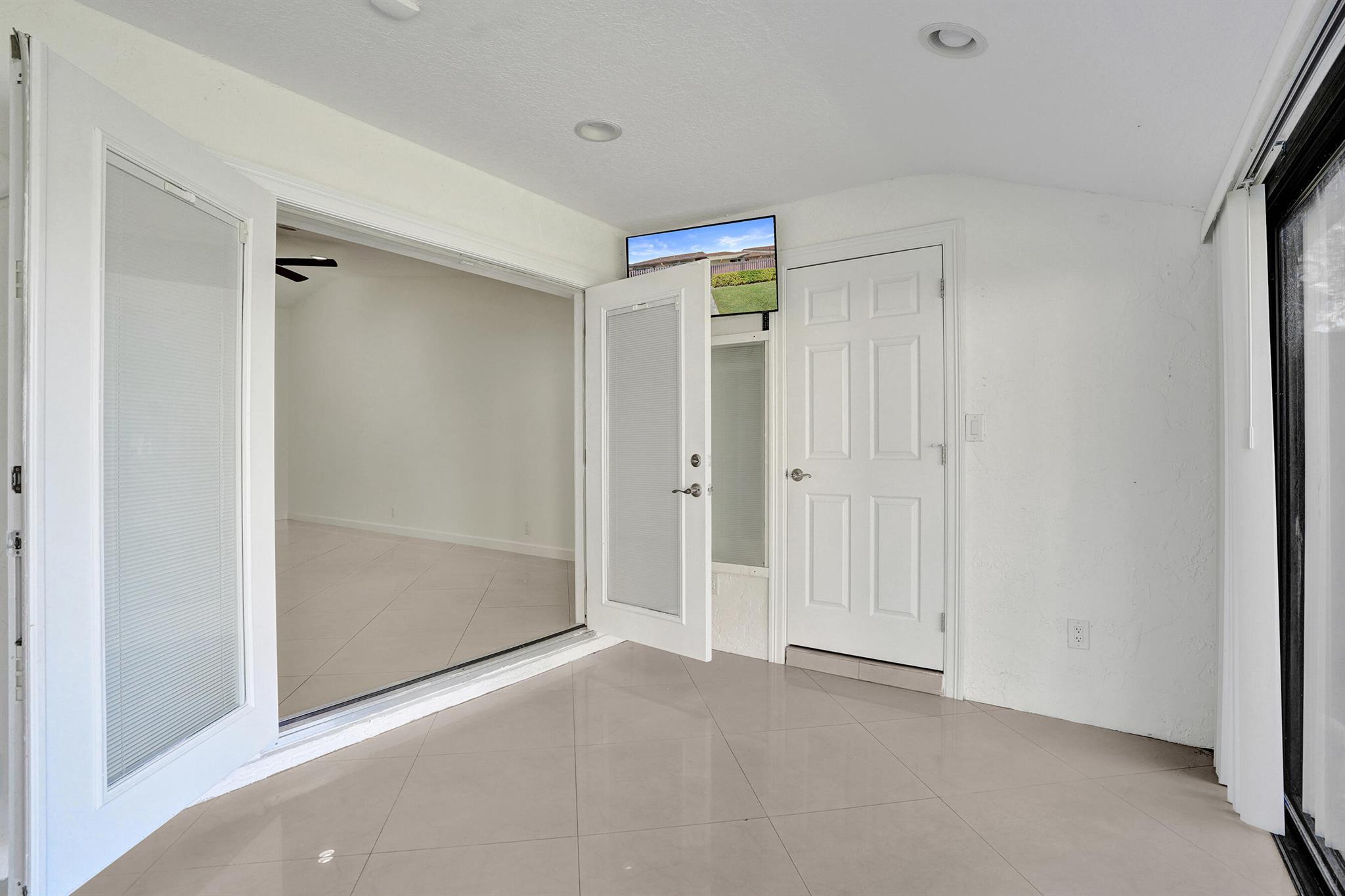 PINE RIDGE NORTH II CONDO - Residential Lease