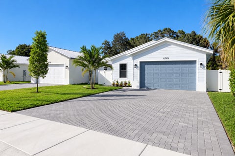 Tiny photo for 6769 MITCHELL Street, Jupiter, FL 33458 (MLS # B26090071)