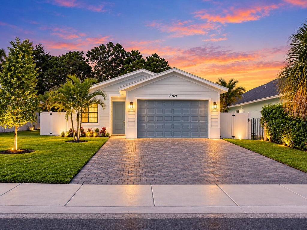 Photo of 6769 MITCHELL Street, Jupiter, FL 33458 (MLS # B26090071)