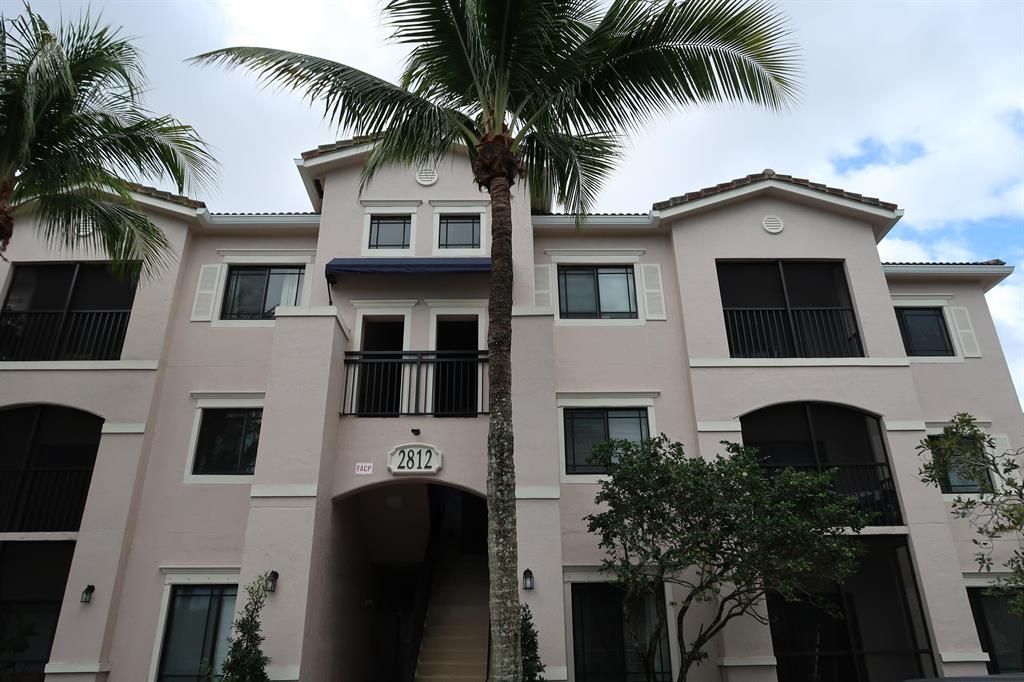Photo of 2812 Grande Parkway #105, Palm Beach Gardens, FL 33410 (MLS # R10769613)