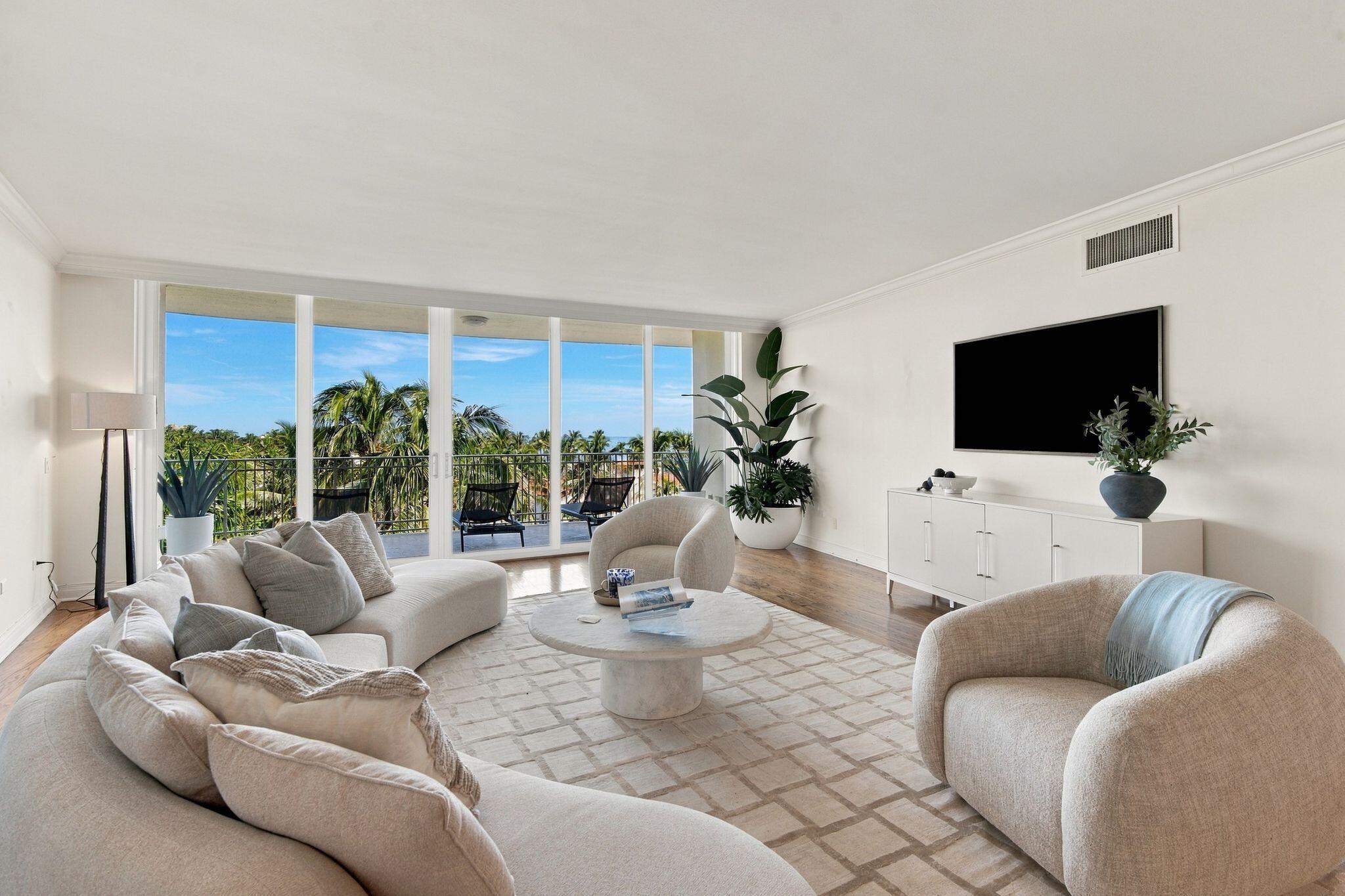 100 Royal Palm Way G5