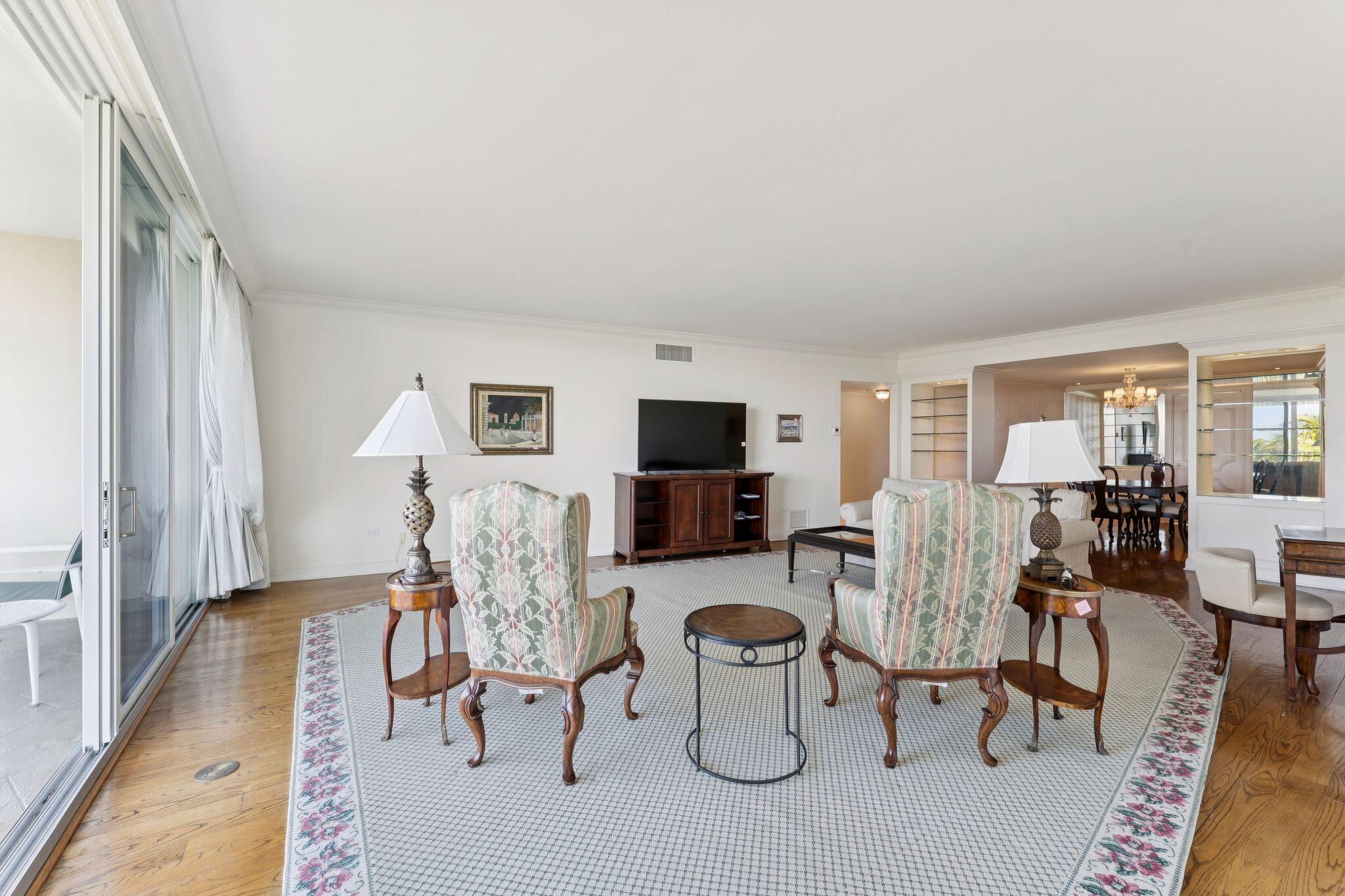 1 Royal Palm Way Condo - Residential