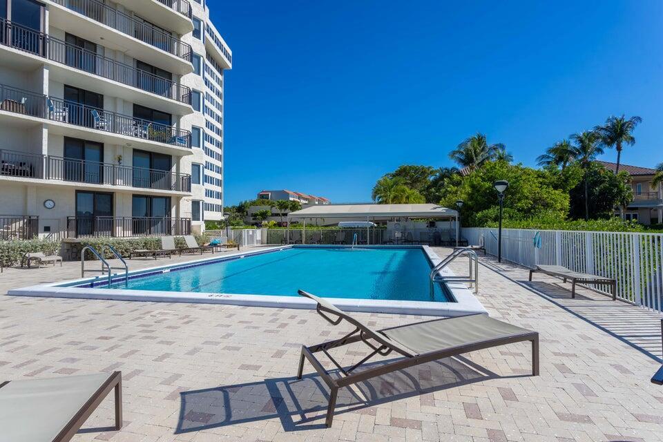 REGENCY HIGHLAND - Residential Lease