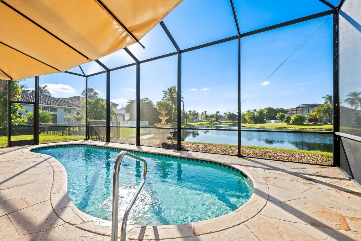 10658 Saint Thomas Drive