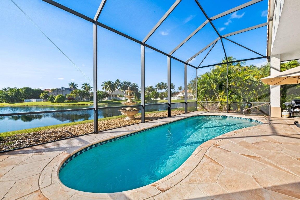 10658 Saint Thomas Drive