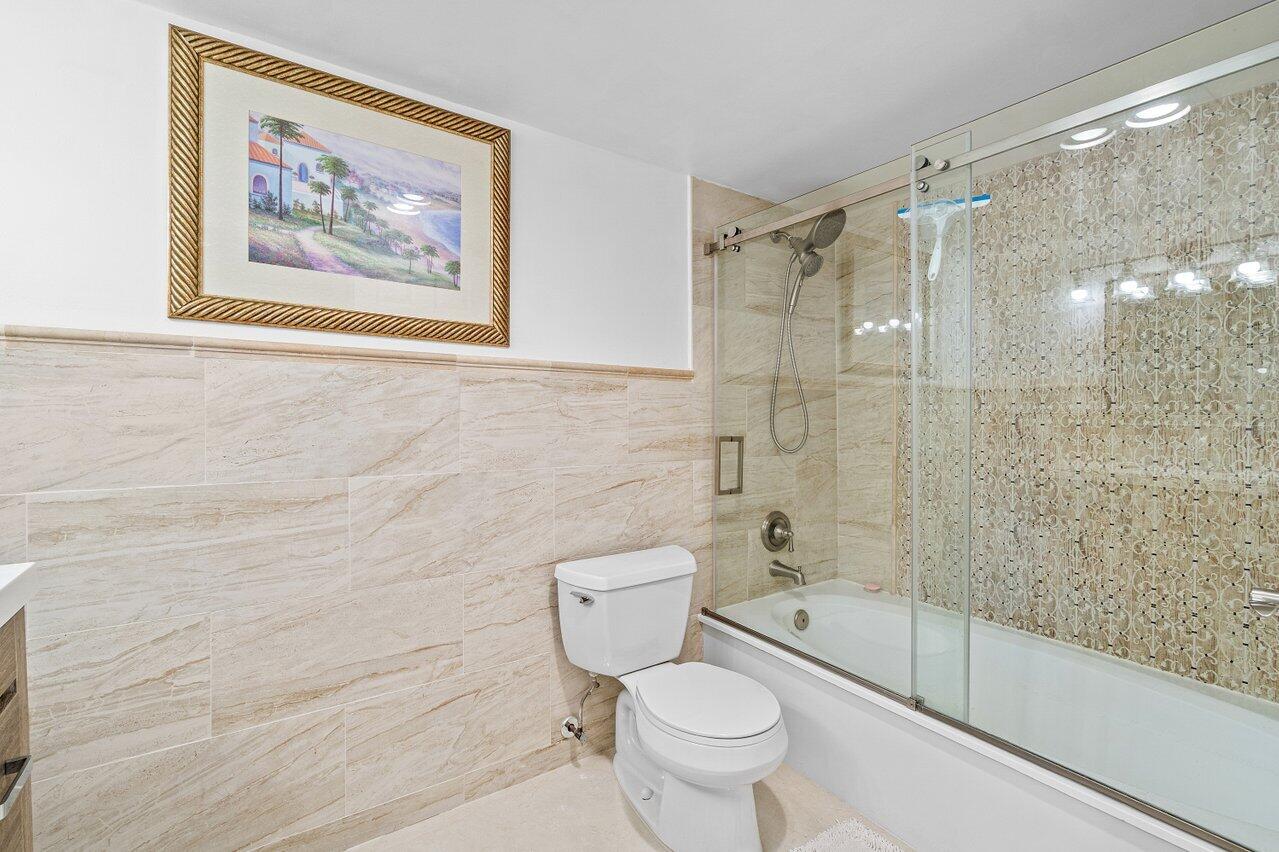 FAIRWAY PARK CONDO - Residential