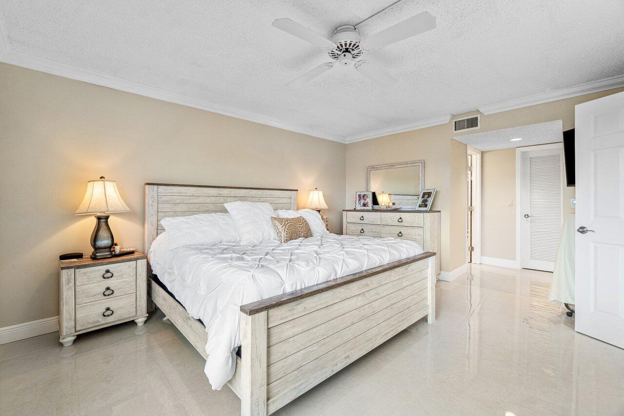 FAIRWAY PARK CONDO - Residential