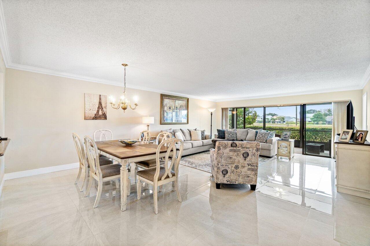 5771 Fairway Park Court 103, Boynton Beach, FL, 33437/$310,000 4 5771 Fairway Park Court 103