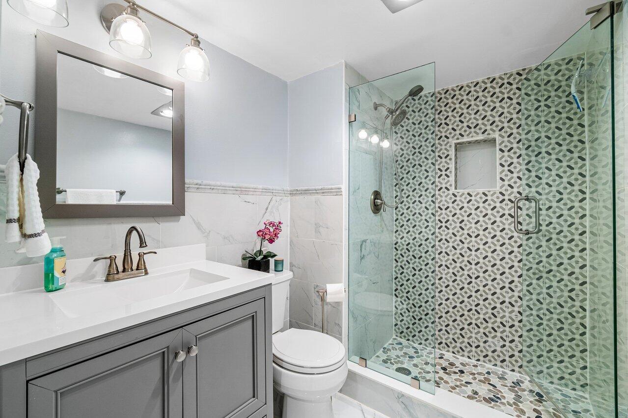 FAIRWAY PARK CONDO - Residential