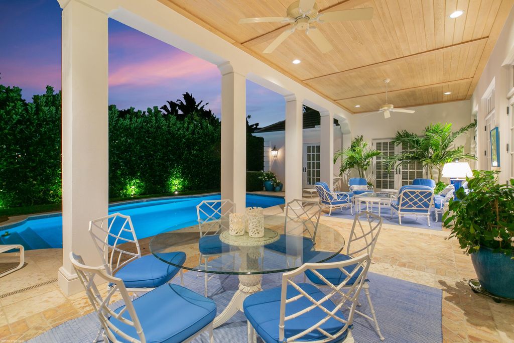 Photo of 11700 SE Laurel Lane, Hobe Sound, FL 33455 (MLS # R10966565)